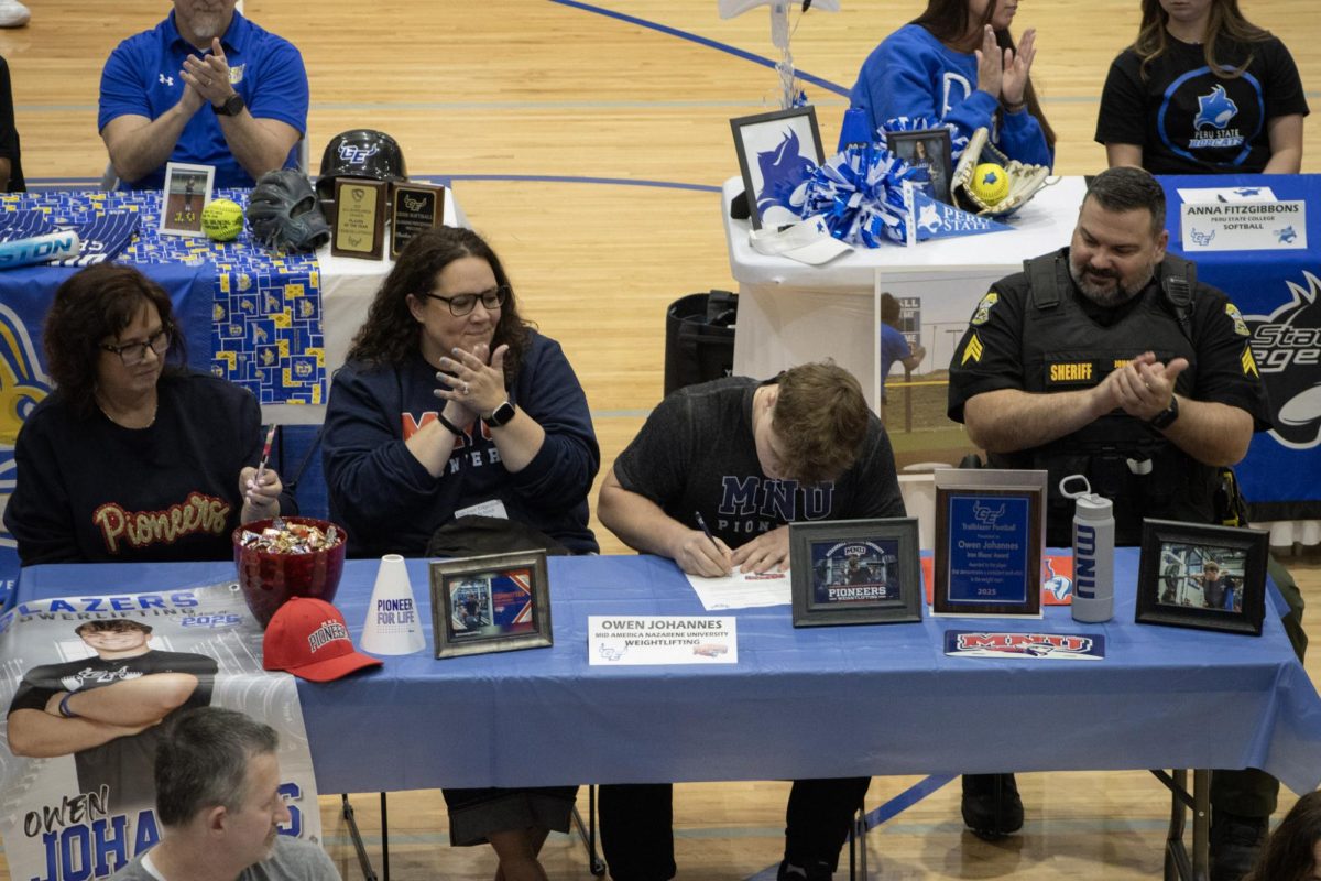 On April 10th Owen Johannes signed to Mid America Nazarene University for Wieghtlifing